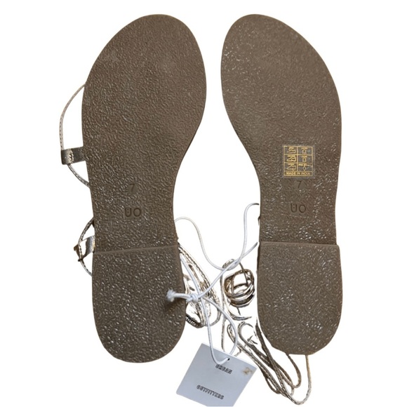 UO STRAPPY sandals NWT 7 - Picture 2 of 4